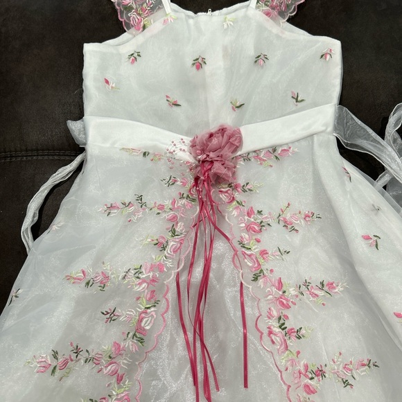 Chic Babe Boutique little girls  dress/gown - Picture 2 of 3
